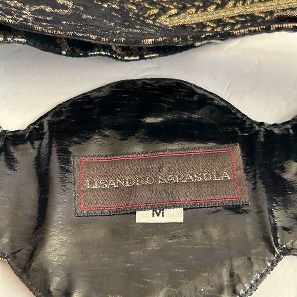 Lisandro Sarasola designer dress  belt metallic gold on black
Hook closure - Picture 4 of 10